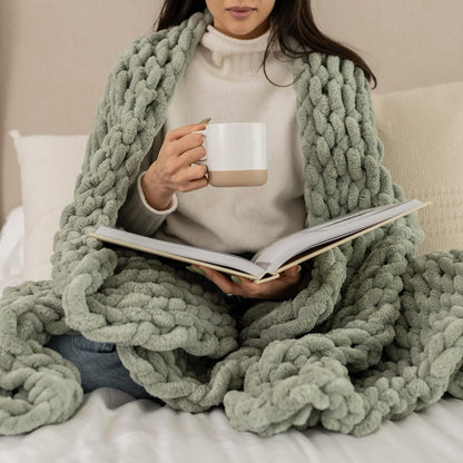 SAPHIRA™  - COZY KNIT BLANKET